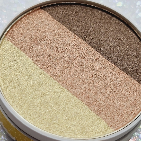 Paul & Joe Eye Color CS 102 LE - Picture 7 of 7